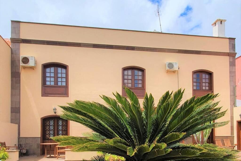 Espectacular Casa Con Jardin "La Casa De Nena" Villa La Laguna  Eksteriør bilde